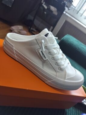 Rocket dog Slip On Sneakers